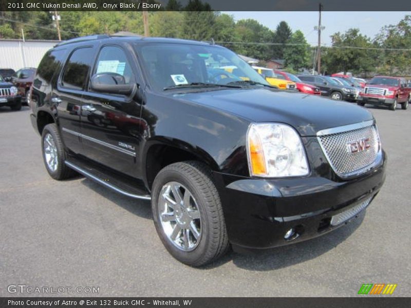 Onyx Black / Ebony 2011 GMC Yukon Denali AWD