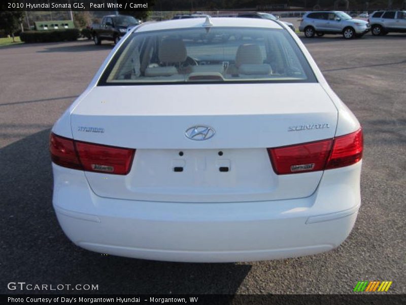 Pearl White / Camel 2010 Hyundai Sonata GLS