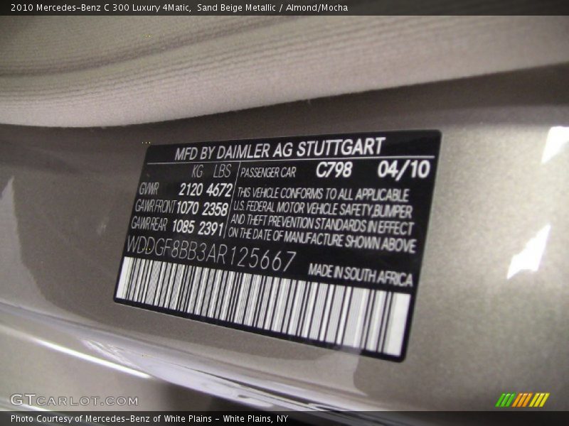 Sand Beige Metallic / Almond/Mocha 2010 Mercedes-Benz C 300 Luxury 4Matic