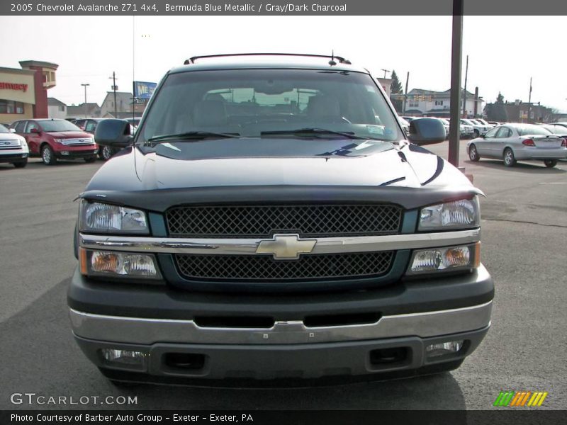 Bermuda Blue Metallic / Gray/Dark Charcoal 2005 Chevrolet Avalanche Z71 4x4