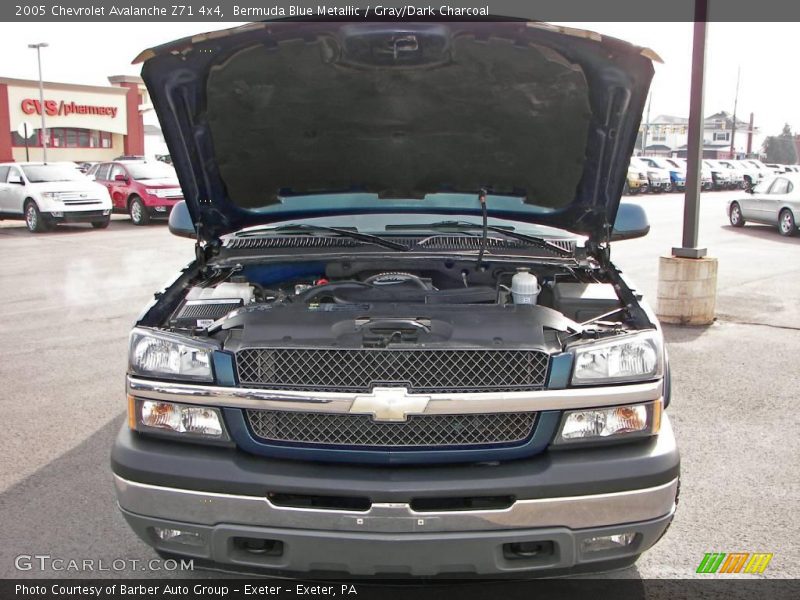 Bermuda Blue Metallic / Gray/Dark Charcoal 2005 Chevrolet Avalanche Z71 4x4