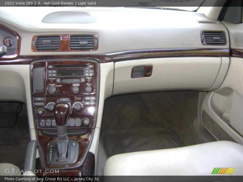Ash Gold Metallic / Light Sand 2001 Volvo S80 2.9