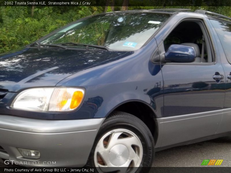 Stratosphere Mica / Gray 2002 Toyota Sienna XLE