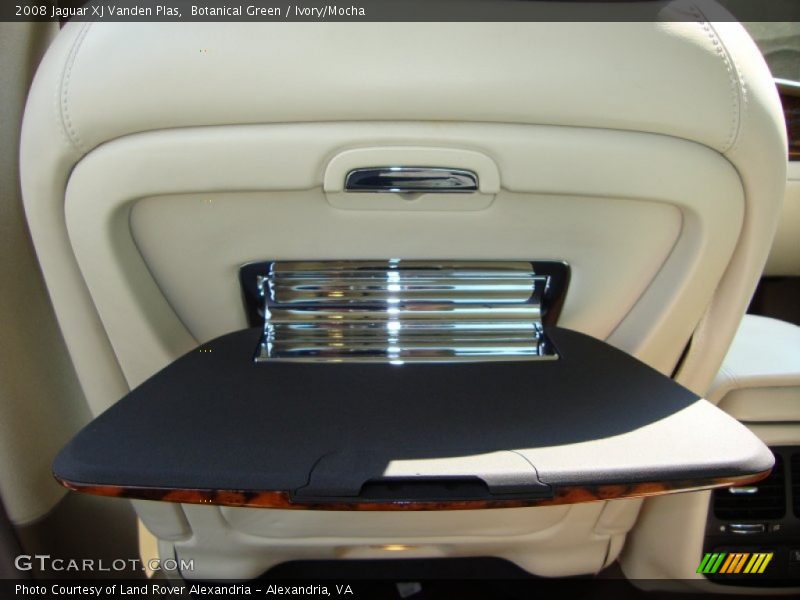 Botanical Green / Ivory/Mocha 2008 Jaguar XJ Vanden Plas