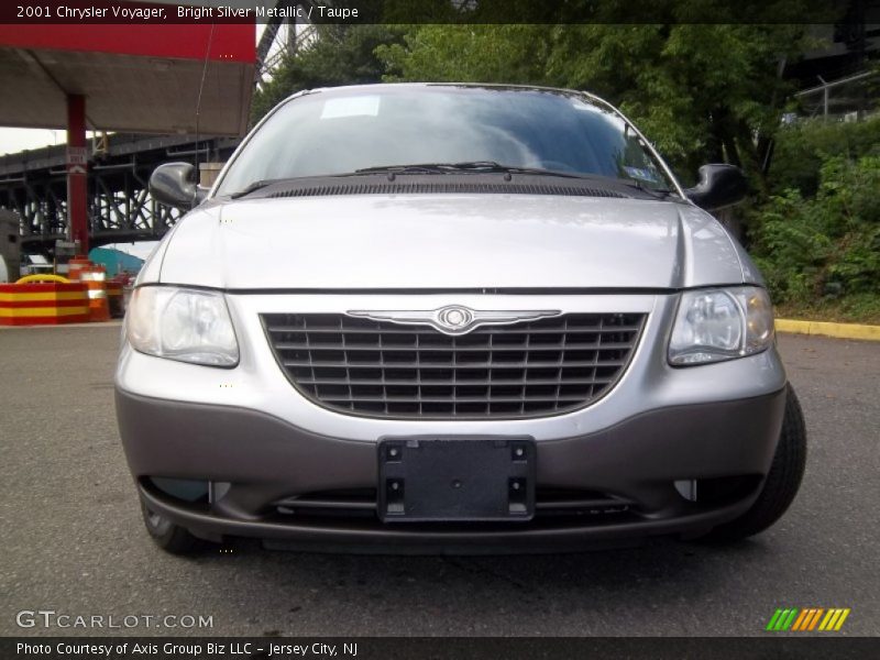 Bright Silver Metallic / Taupe 2001 Chrysler Voyager