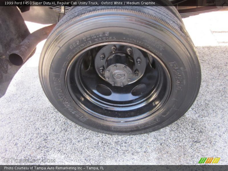 Oxford White / Medium Graphite 1999 Ford F450 Super Duty XL Regular Cab Utility Truck