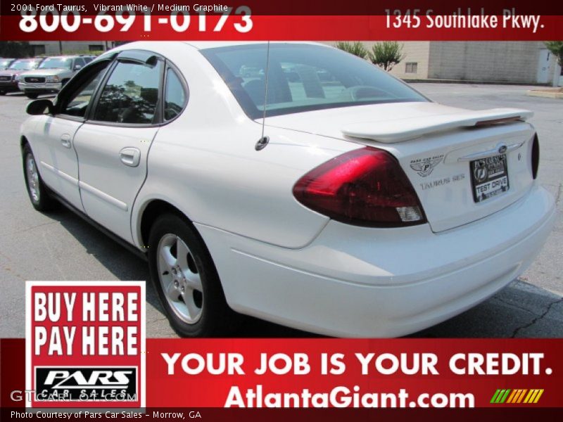 Vibrant White / Medium Graphite 2001 Ford Taurus