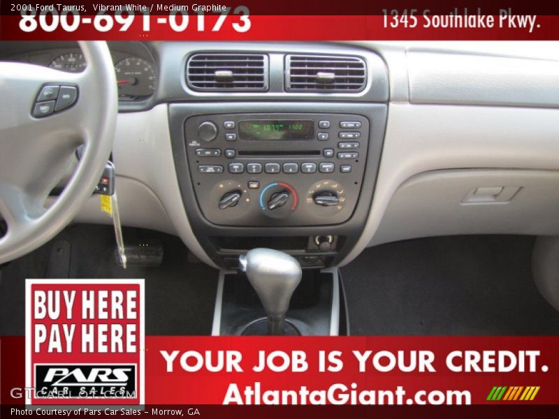 Vibrant White / Medium Graphite 2001 Ford Taurus