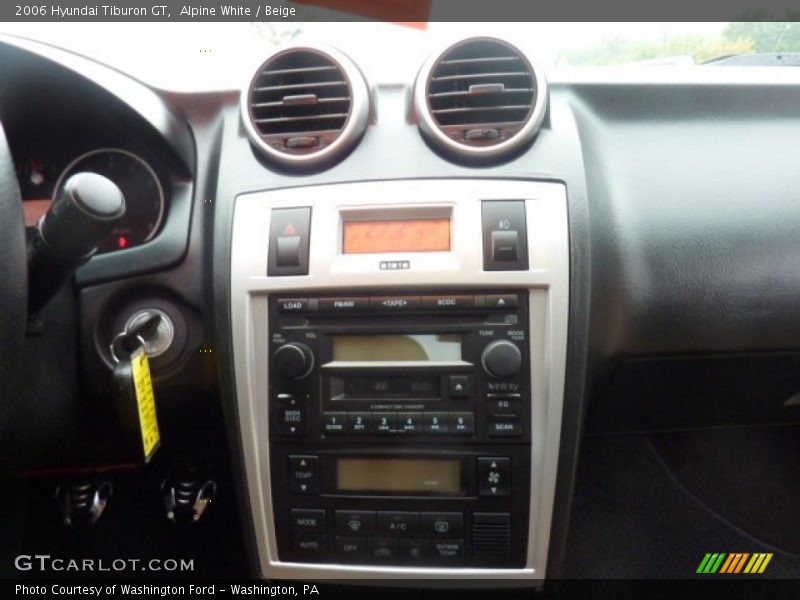 Alpine White / Beige 2006 Hyundai Tiburon GT