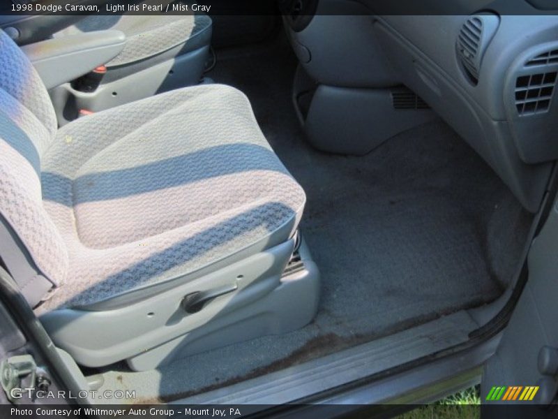 Light Iris Pearl / Mist Gray 1998 Dodge Caravan