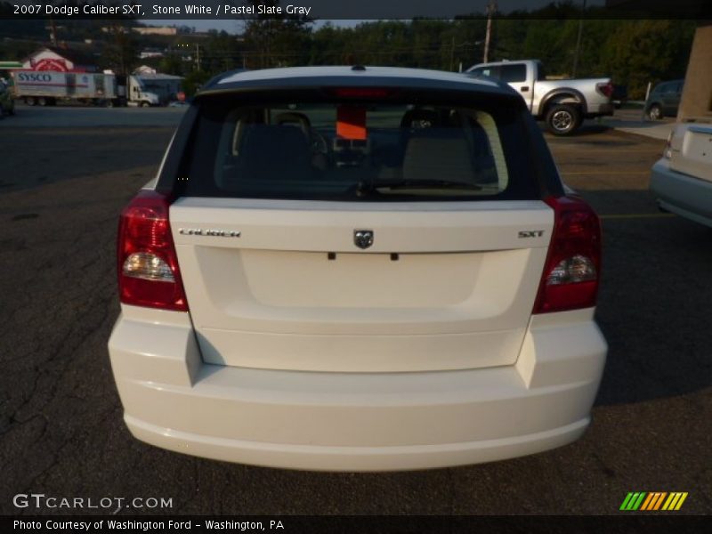 Stone White / Pastel Slate Gray 2007 Dodge Caliber SXT