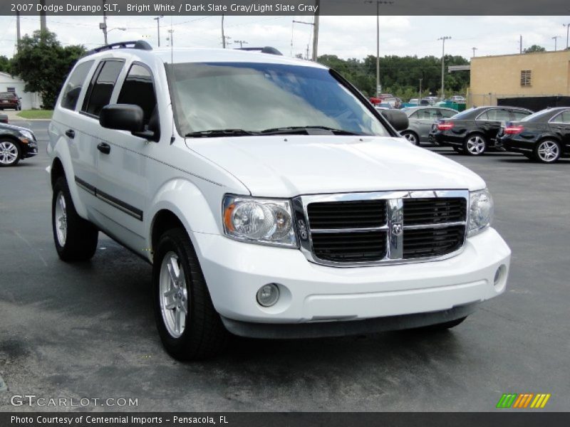 Front 3/4 View of 2007 Durango SLT