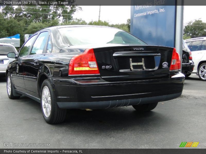 Black / Light Taupe 2004 Volvo S80 2.5T