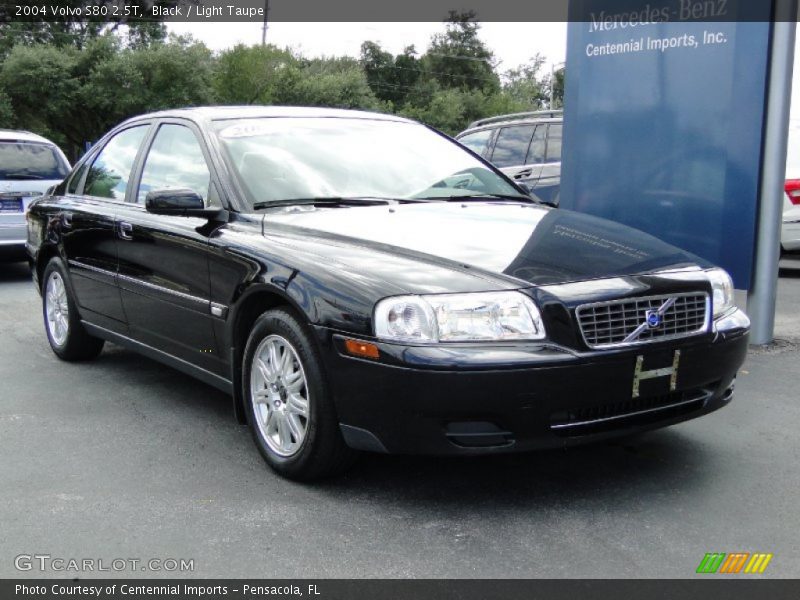 Black / Light Taupe 2004 Volvo S80 2.5T