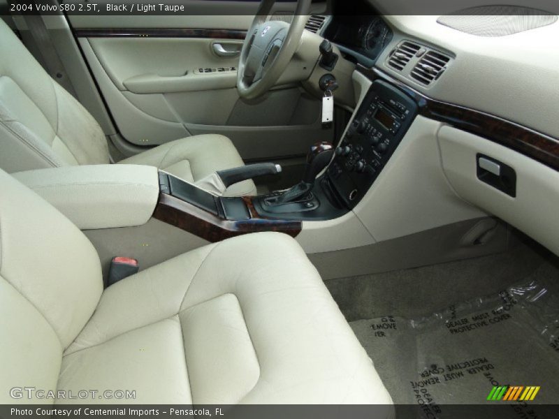 Black / Light Taupe 2004 Volvo S80 2.5T
