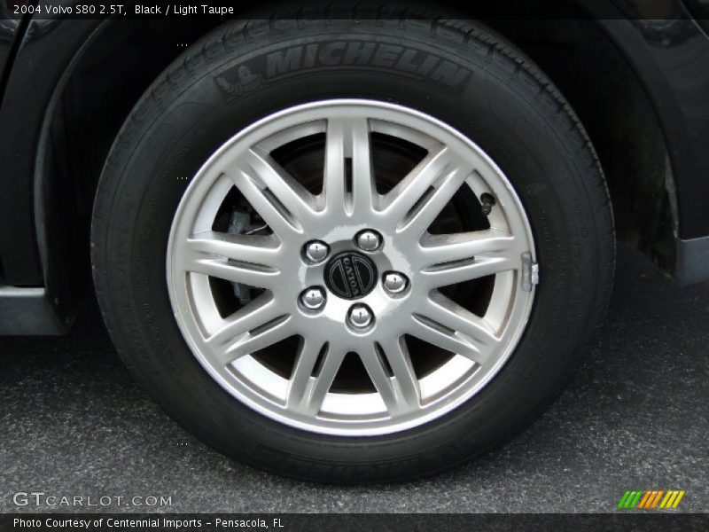 Black / Light Taupe 2004 Volvo S80 2.5T