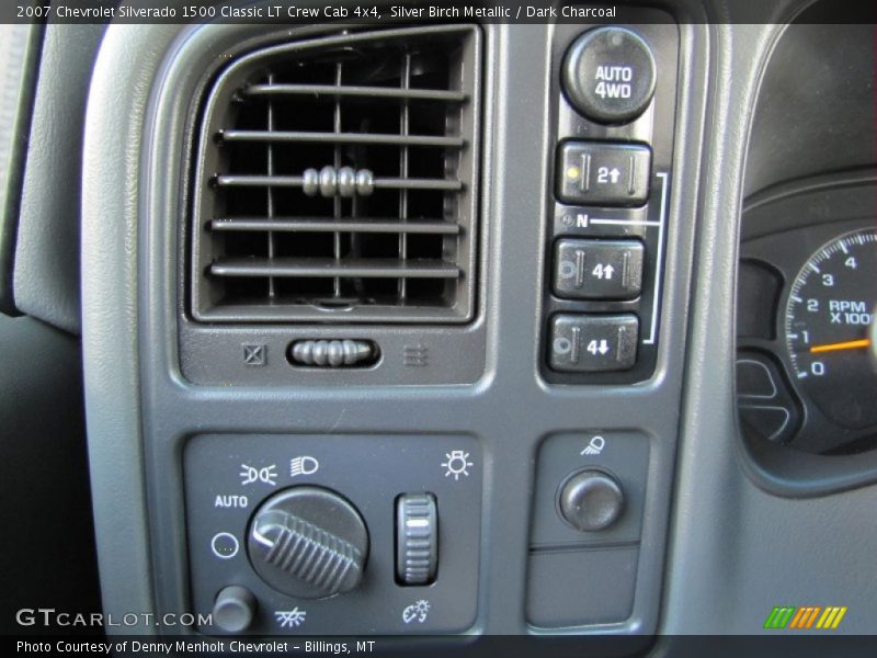 Silver Birch Metallic / Dark Charcoal 2007 Chevrolet Silverado 1500 Classic LT Crew Cab 4x4