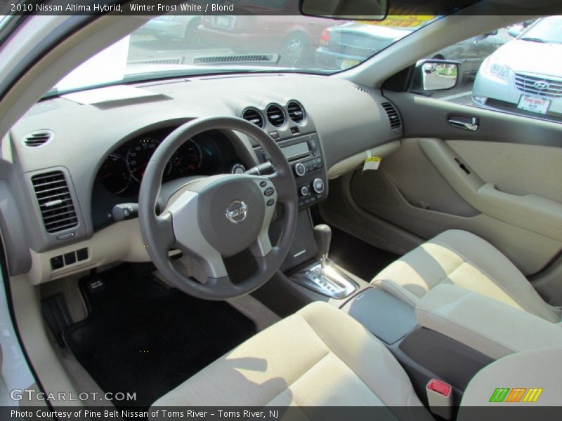  2010 Altima Hybrid Blond Interior