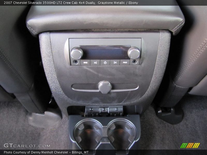 Controls of 2007 Silverado 3500HD LTZ Crew Cab 4x4 Dually