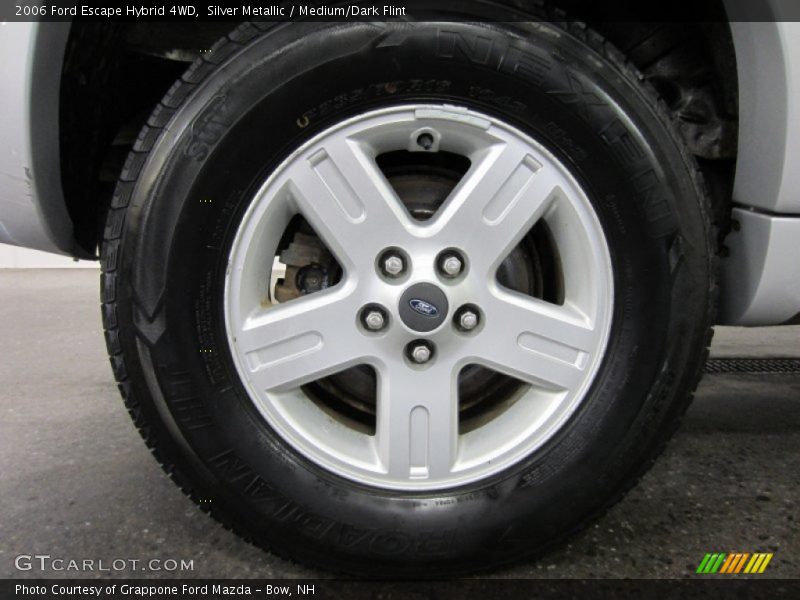  2006 Escape Hybrid 4WD Wheel