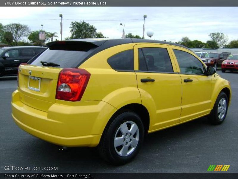 Solar Yellow / Pastel Pebble Beige 2007 Dodge Caliber SE