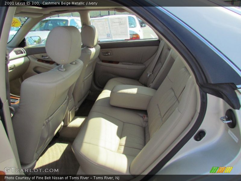 Cashmere Beige Metallic / Ivory 2001 Lexus ES 300