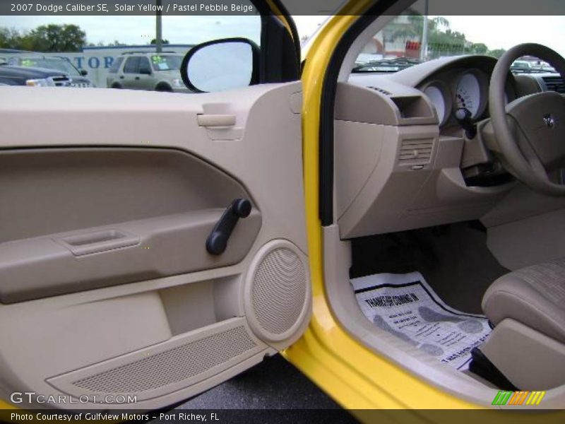 Solar Yellow / Pastel Pebble Beige 2007 Dodge Caliber SE