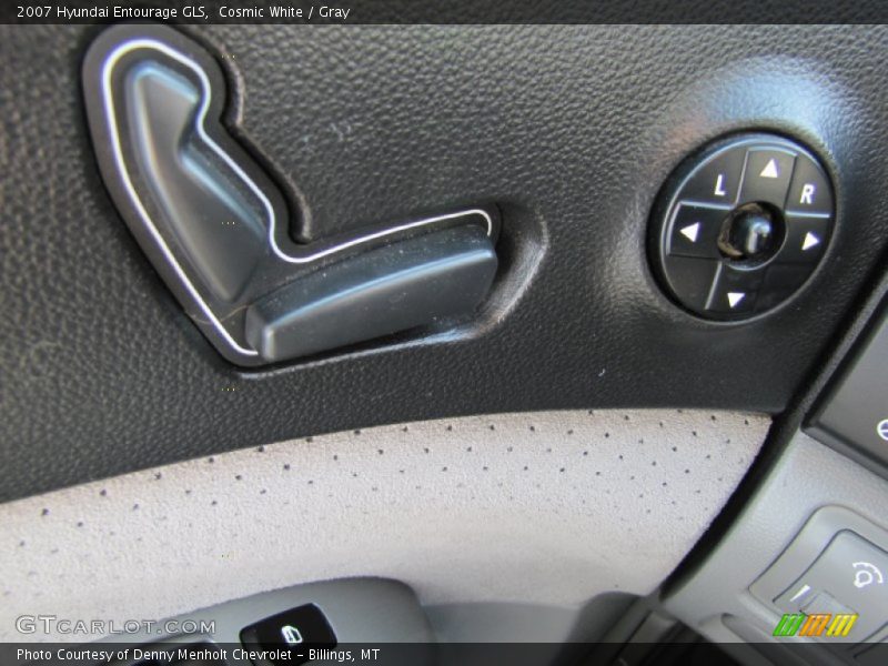 Cosmic White / Gray 2007 Hyundai Entourage GLS