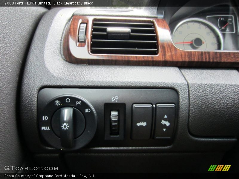 Black Clearcoat / Black 2008 Ford Taurus Limited