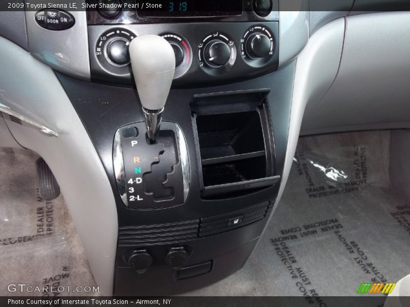 Silver Shadow Pearl / Stone 2009 Toyota Sienna LE