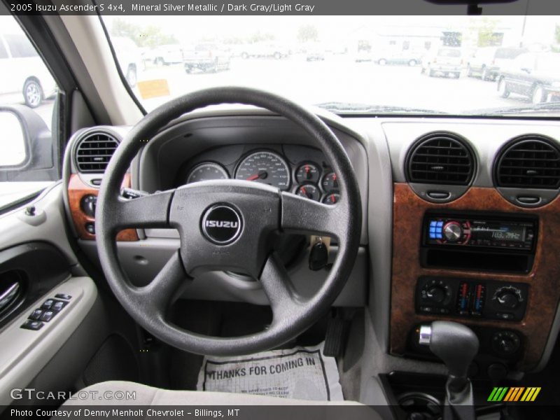 Dashboard of 2005 Ascender S 4x4