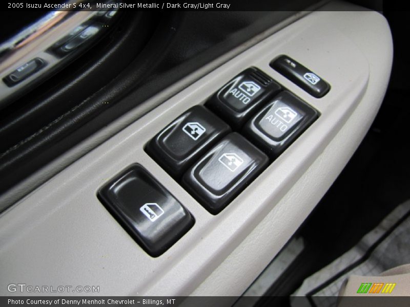 Controls of 2005 Ascender S 4x4