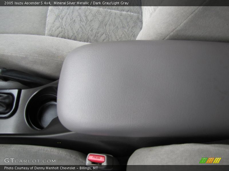 Mineral Silver Metallic / Dark Gray/Light Gray 2005 Isuzu Ascender S 4x4