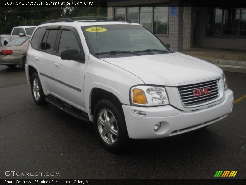 Summit White / Light Gray 2007 GMC Envoy SLT