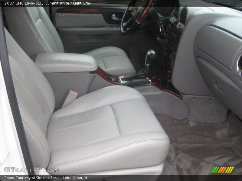 Summit White / Light Gray 2007 GMC Envoy SLT