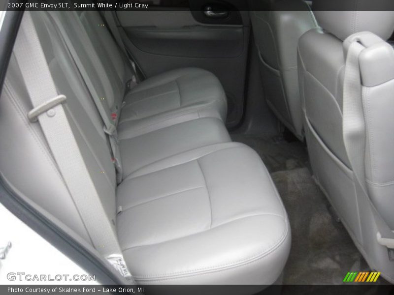 Summit White / Light Gray 2007 GMC Envoy SLT