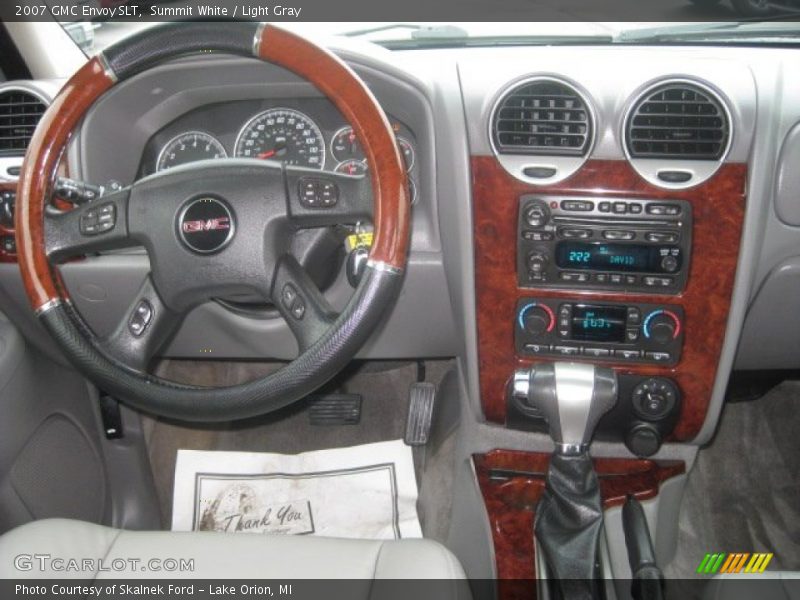 Summit White / Light Gray 2007 GMC Envoy SLT