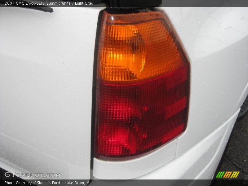 Summit White / Light Gray 2007 GMC Envoy SLT