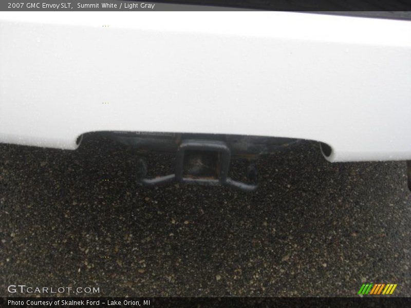 Summit White / Light Gray 2007 GMC Envoy SLT