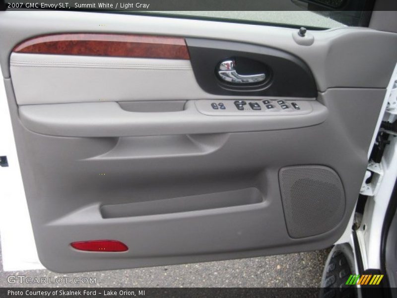 Summit White / Light Gray 2007 GMC Envoy SLT