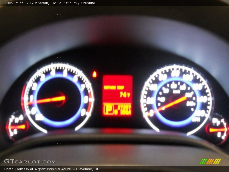Liquid Platinum / Graphite 2009 Infiniti G 37 x Sedan