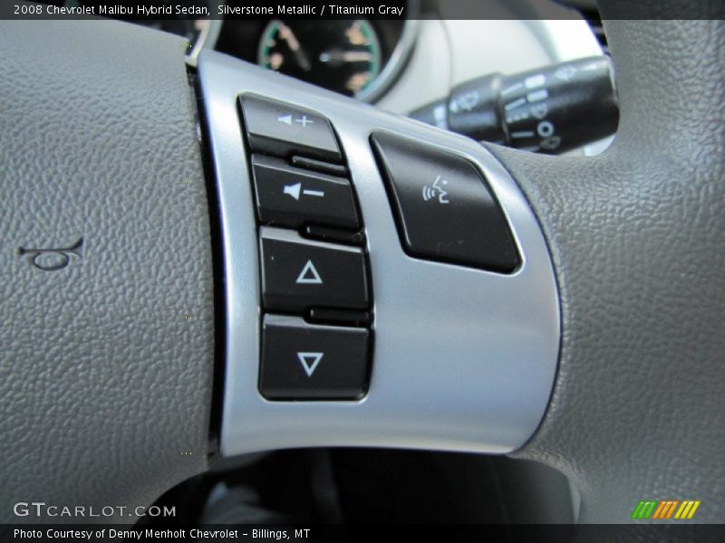Controls of 2008 Malibu Hybrid Sedan