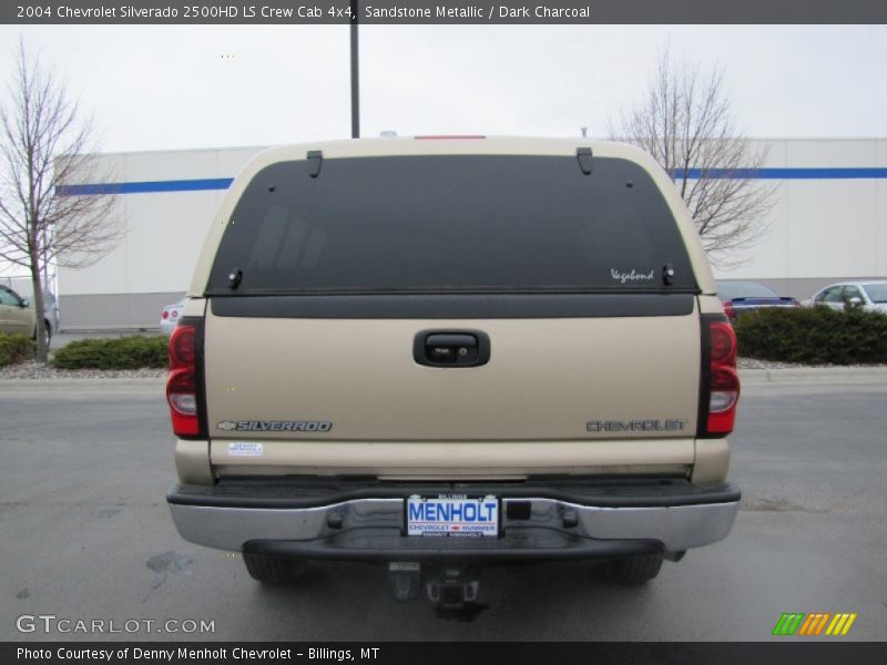 Sandstone Metallic / Dark Charcoal 2004 Chevrolet Silverado 2500HD LS Crew Cab 4x4