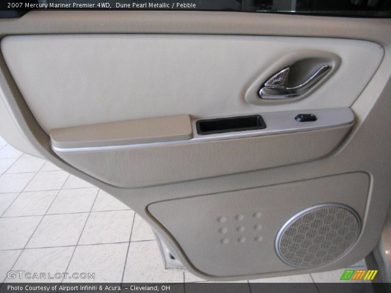 Dune Pearl Metallic / Pebble 2007 Mercury Mariner Premier 4WD