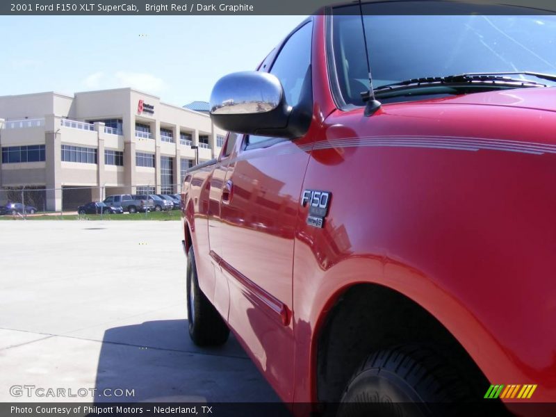 Bright Red / Dark Graphite 2001 Ford F150 XLT SuperCab