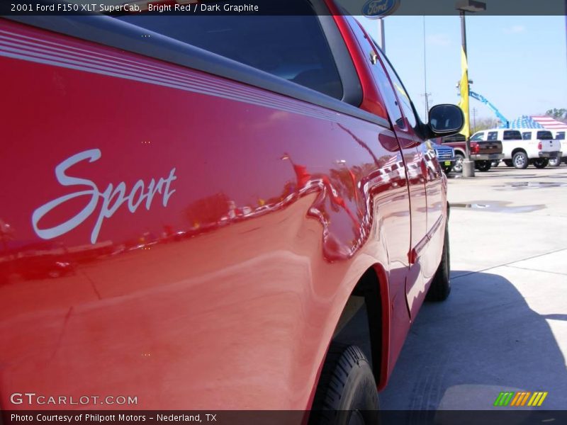 Bright Red / Dark Graphite 2001 Ford F150 XLT SuperCab