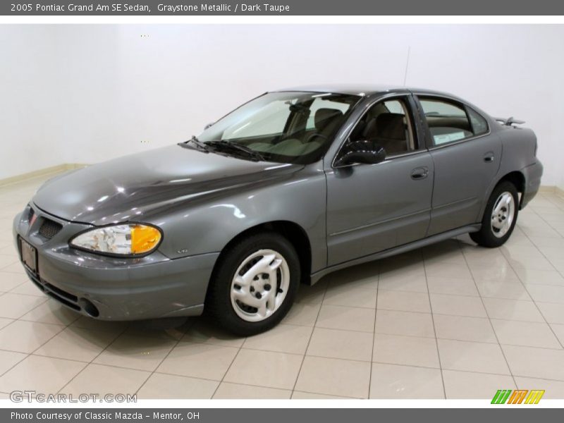 Graystone Metallic / Dark Taupe 2005 Pontiac Grand Am SE Sedan