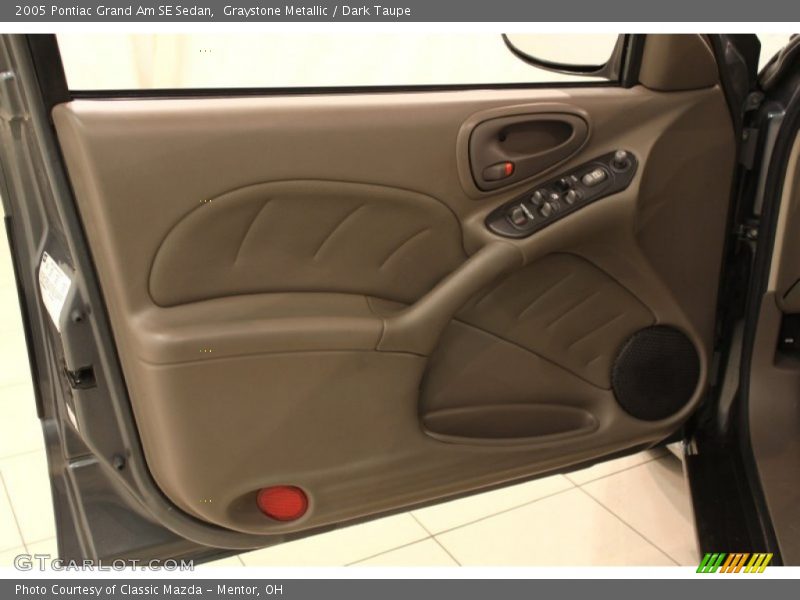 Graystone Metallic / Dark Taupe 2005 Pontiac Grand Am SE Sedan