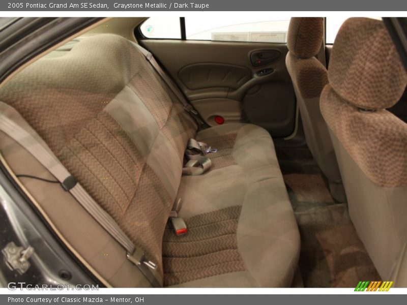 Graystone Metallic / Dark Taupe 2005 Pontiac Grand Am SE Sedan