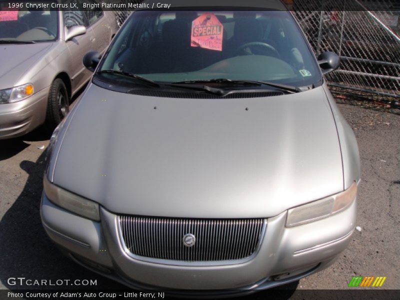 Bright Platinum Metallic / Gray 1996 Chrysler Cirrus LX